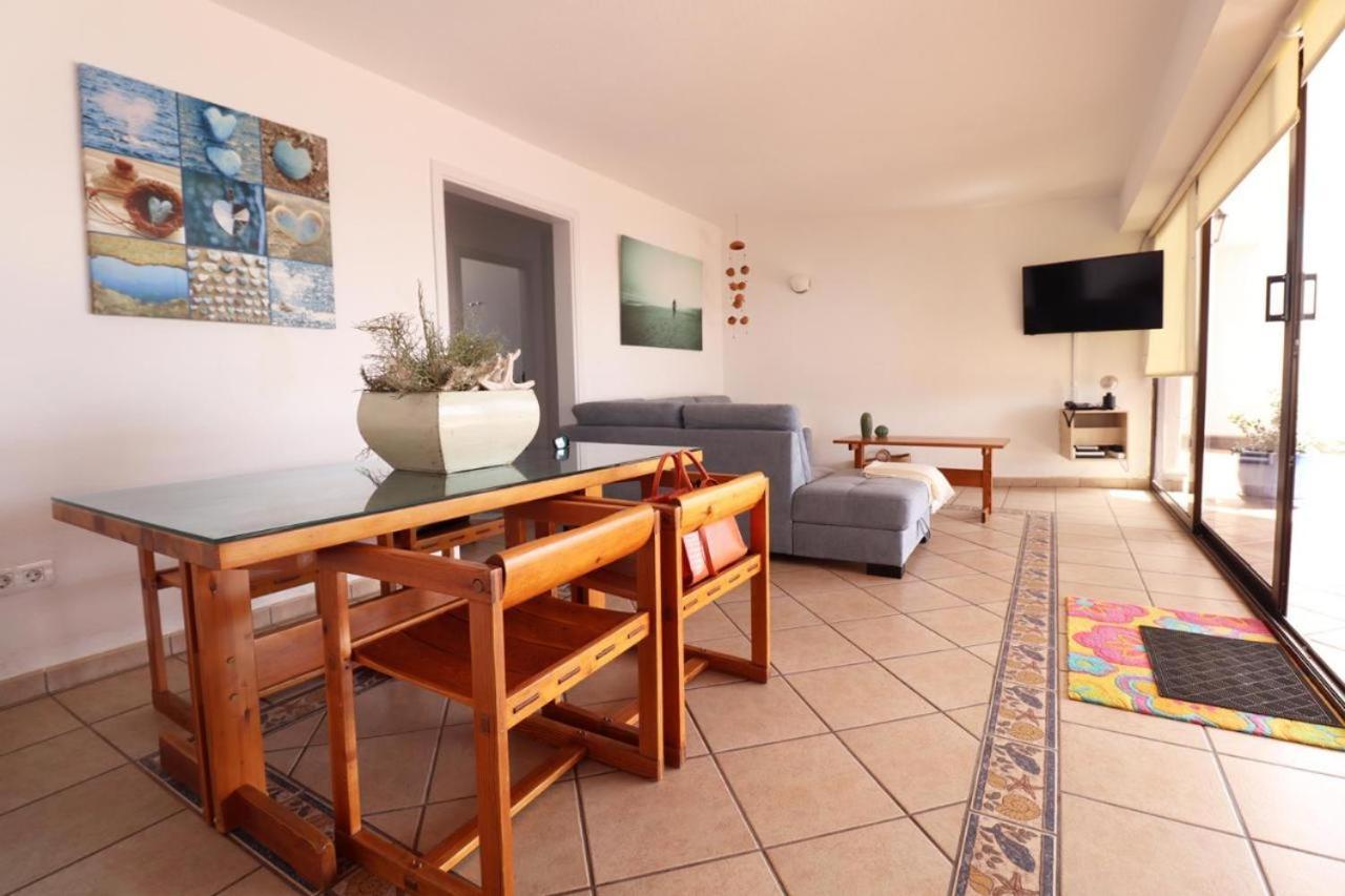 Best Beach House In Lanzarote Фамара Екстериор снимка